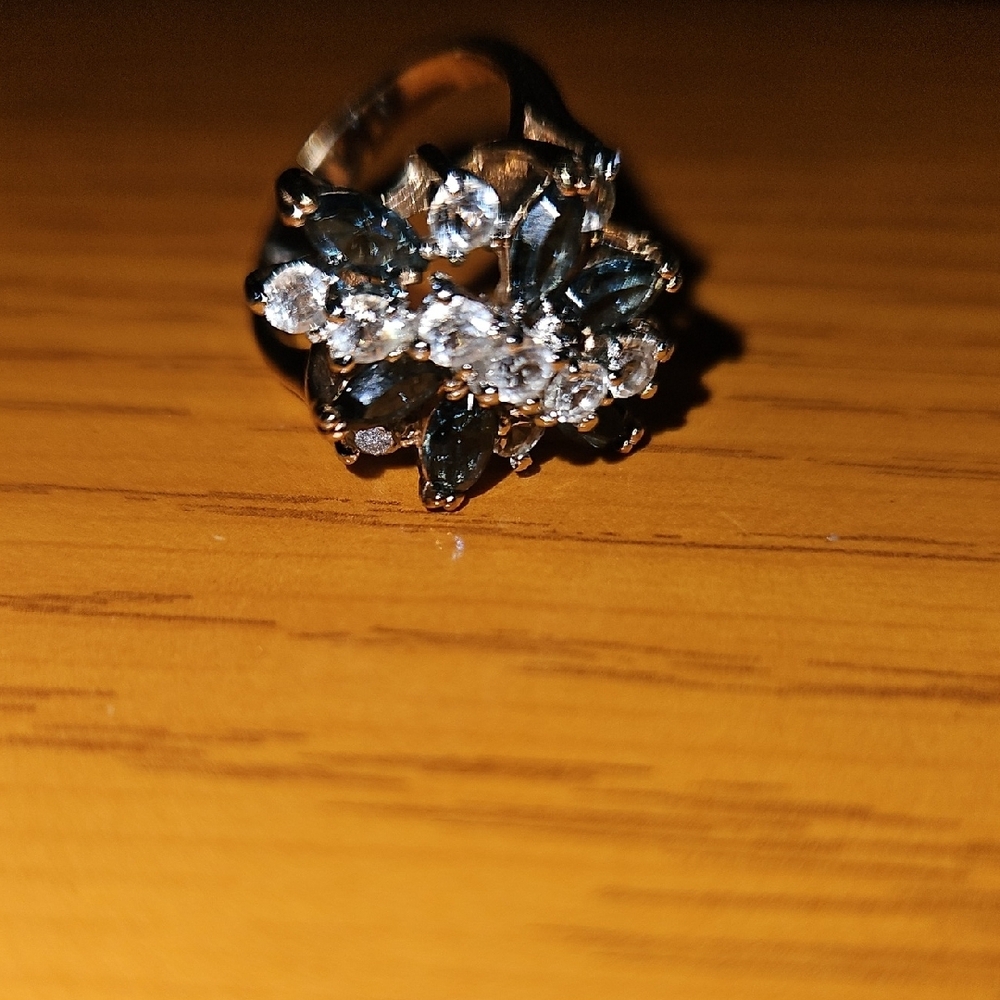 Gold and Black Cluster Gemstone Ring EDCO